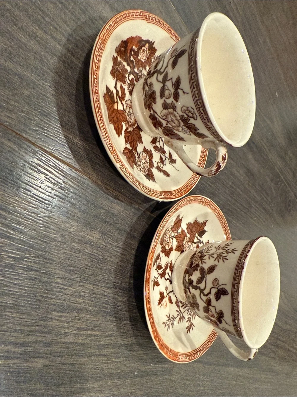 Brown Floral Porcelain Teacup and Saucer Set 8:2